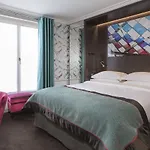 방돔 오페라 4*