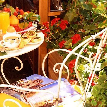 Vendome Opera Hotel 4*